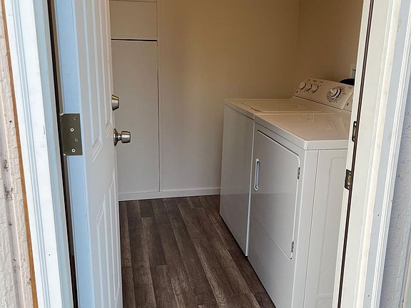 5th image of 986 Gary Ln