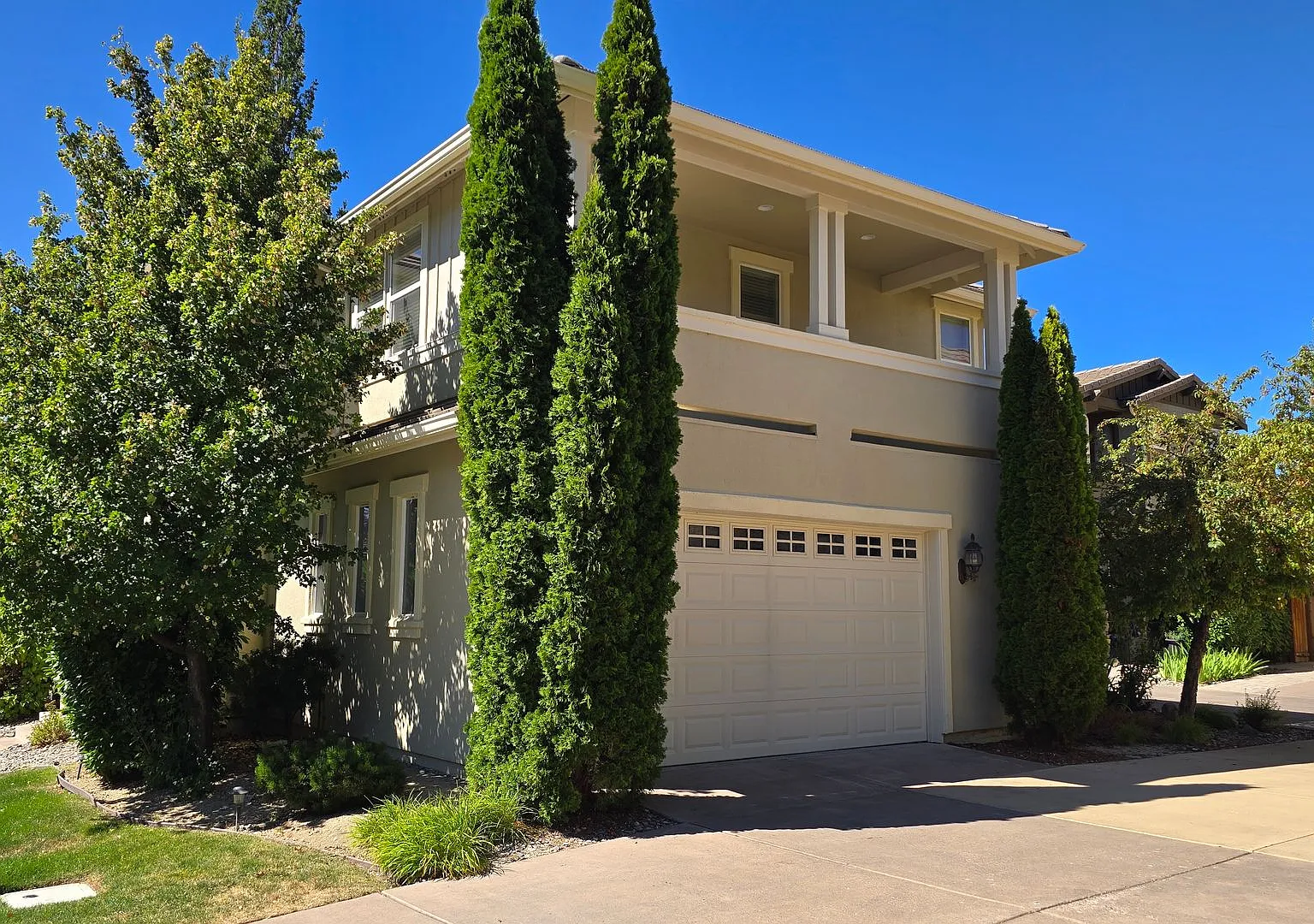Two Story Home in Somersett Vue Community — Photo 2