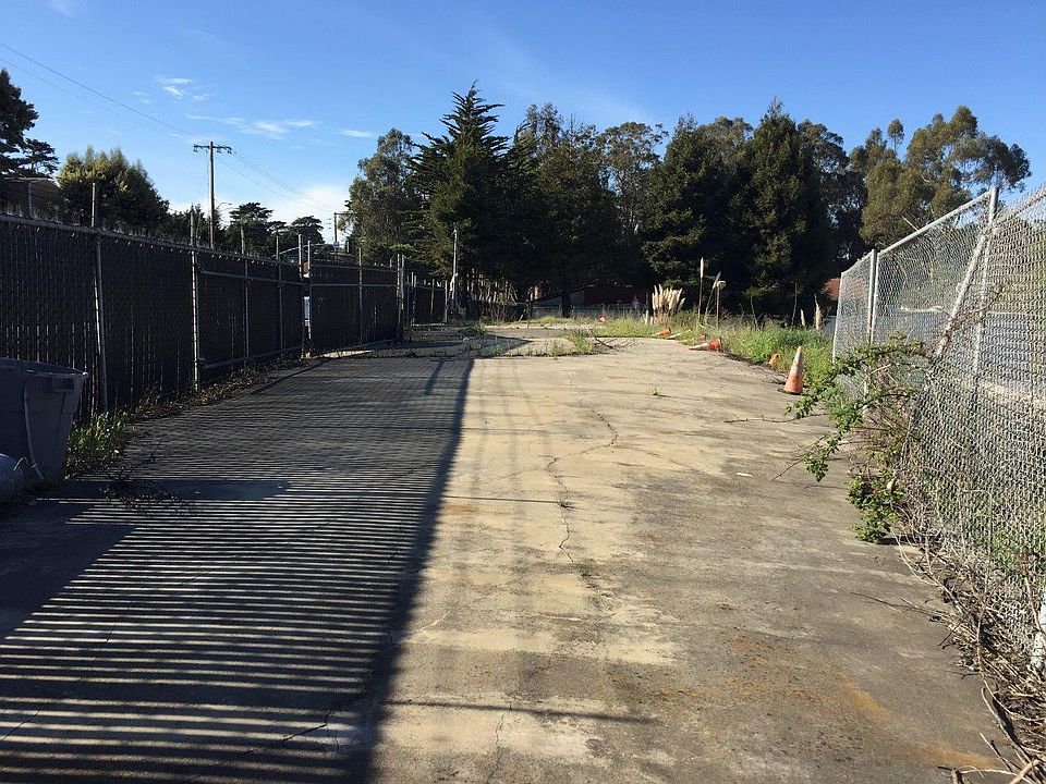 1st image of 1850 El Camino Real