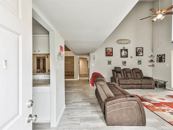 2nd image of 10811 Kirktown Dr