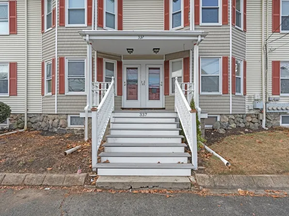 337 Newton St Unit 2, Waltham, MA 02453