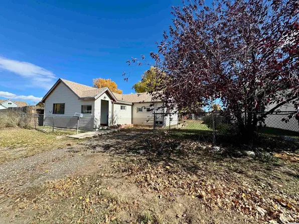 601 S Spruce St, Laramie, WY 82072