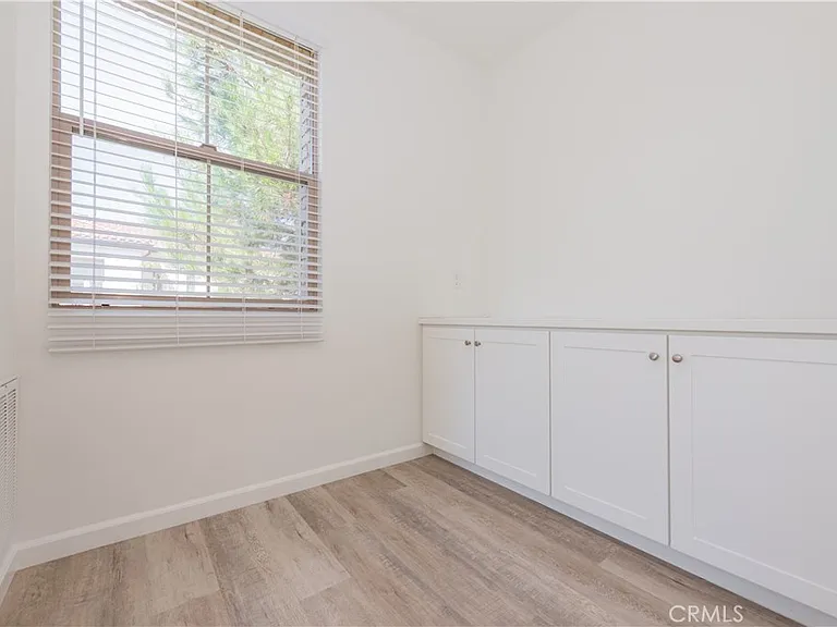 158 Damsel — Photo 15
