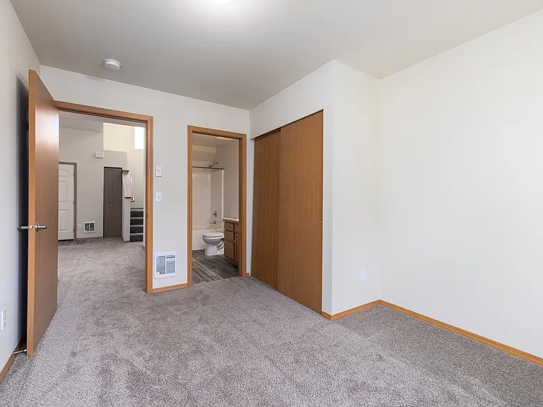 Chelsea Village Townhomes — Photo 12