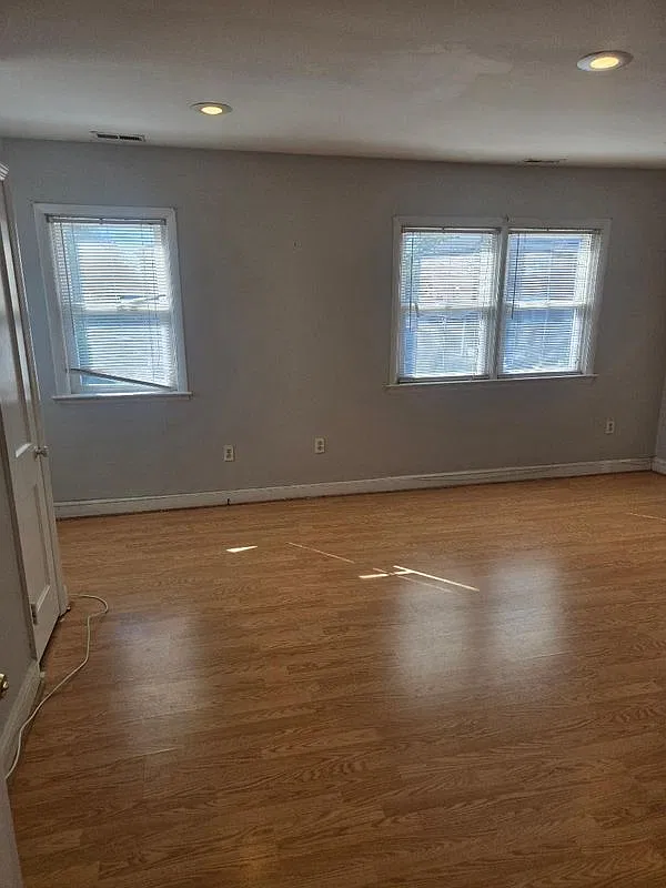 1 bed, 1.0 bath, 620 sqft, $1,100 — Photo 3