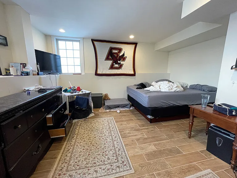 1 Larose Pl #2H — Photo 12