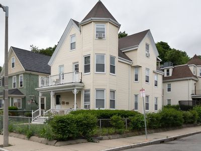 8 McKone St, Dorchester, MA, 02122