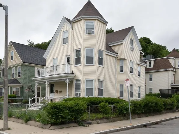 8 McKone St, Dorchester, MA 02122