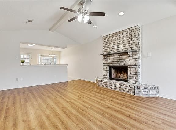 4th image of 2316 Judy Dr