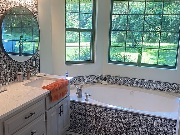 4th image of 8408 W Farm Road 76