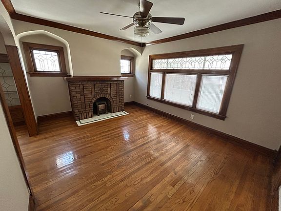 2nd image of 2082 Lewis Dr #2082