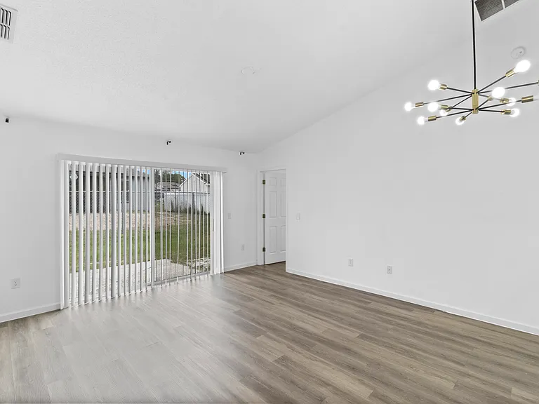 1601 Perdido Ct — Photo 7