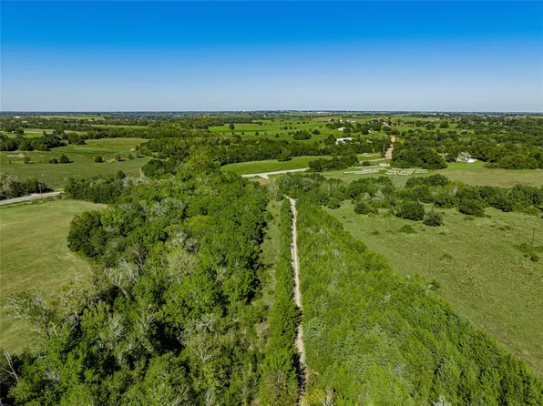 1489 Fm 1457, Round Top, TX 78954