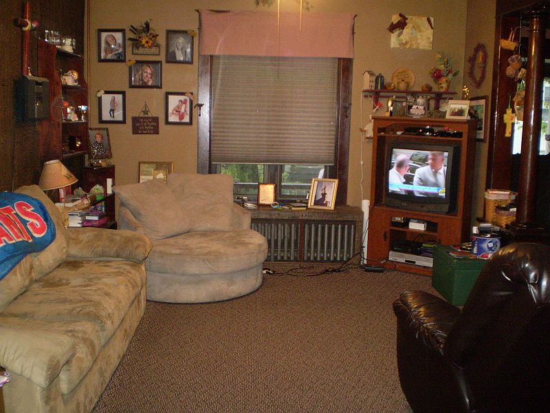 2nd image of 250 Shafer Ave