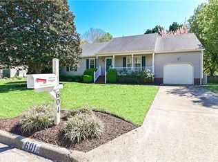 601 Marston Dr, Chesapeake, VA 23322