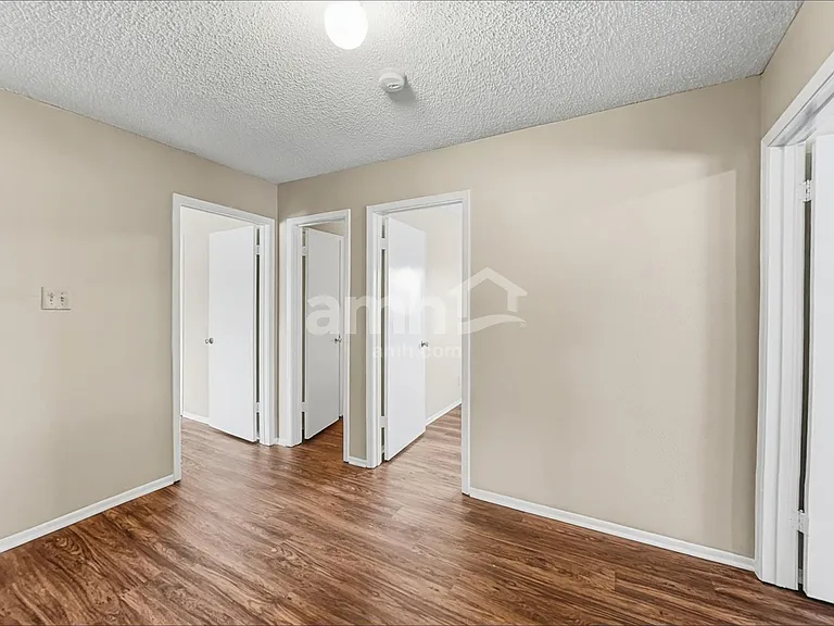 6678 Snow Meadow Dr — Photo 10