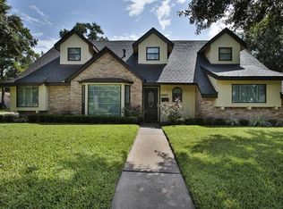 4922 Dunsmere St, Houston, TX 77018