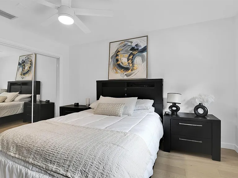 1035 Boca Cove Ln — Photo 52