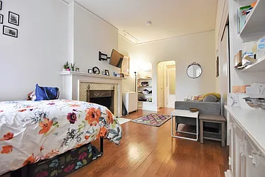 Rented by Balass Ralph, LREB