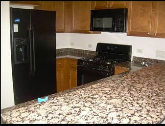 4th image of 1151 W 14th Pl Unit 204