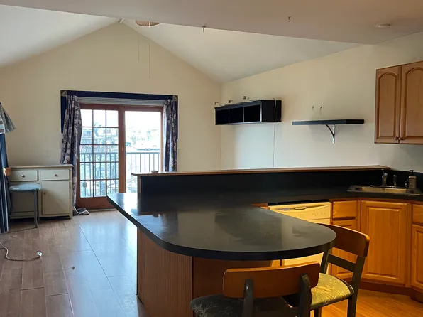 99-65 165th Avenue image 8 of 21