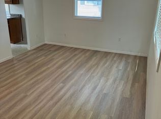 1106 E Delaware Ave, Urbana, IL 61801