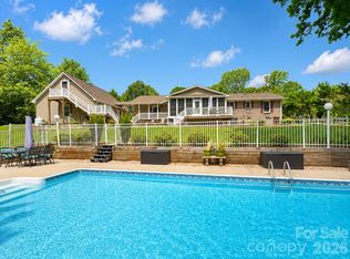 107 Mistywood Dr, Mount Holly, NC 28120