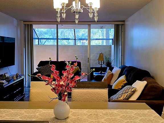 5th image of 10835 SW 112th Ave APT 106