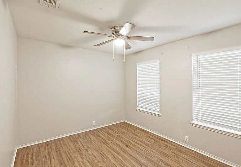 2309 Mallard Dr — Photo 21