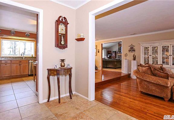 2nd image of 1478 Taft Ct