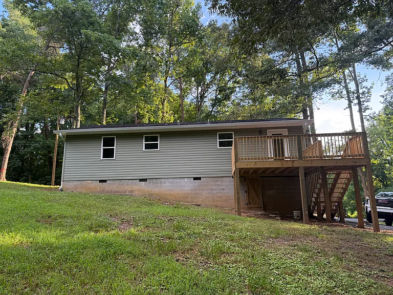 226 Pine Hill Rd — Photo 20