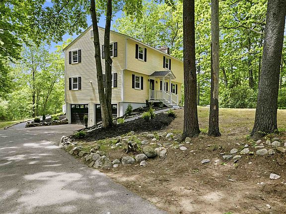 2nd image of 27 Gilcreast Road