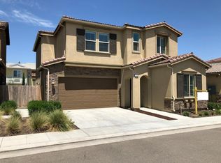 6150 W Marble Hill Dr, Fresno, CA 93722
