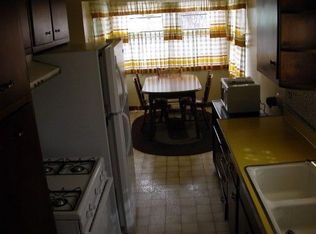 761 S York Rd, Elmhurst, IL 60126