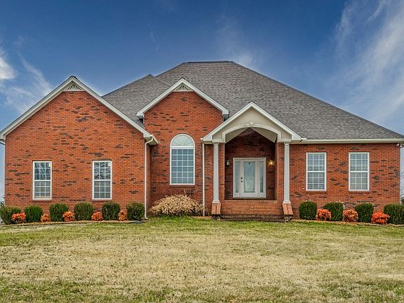 5th image of 322 Pap Johnson Cir