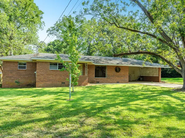 112 Sunset Dr, Petal, MS 39465