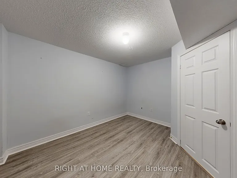 119 Letty Ave #LOWER — Photo 11