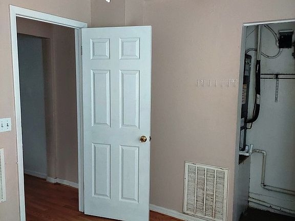 4th image of 2174 1st Ave N #2174