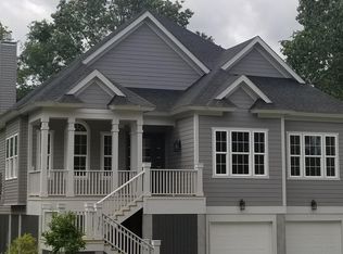 8776 Laurel Grove Ln, North Charleston, SC 29420