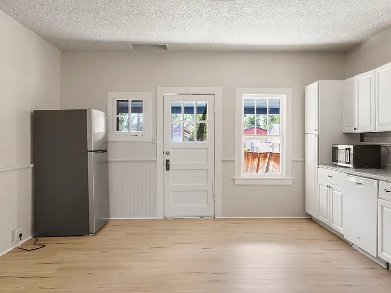 1105 E Boulder St — Photo 14