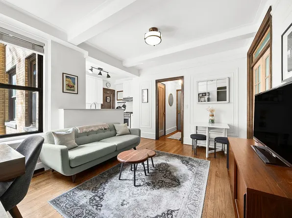 50 W 106th St APT 3D, New York, NY 10025