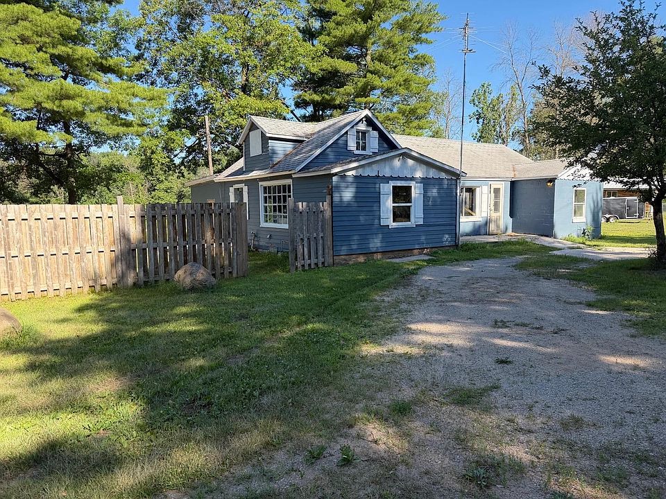 1st image of N2123 River Dr