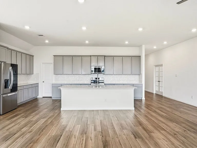15551 Blue Lake Dr — Photo 9