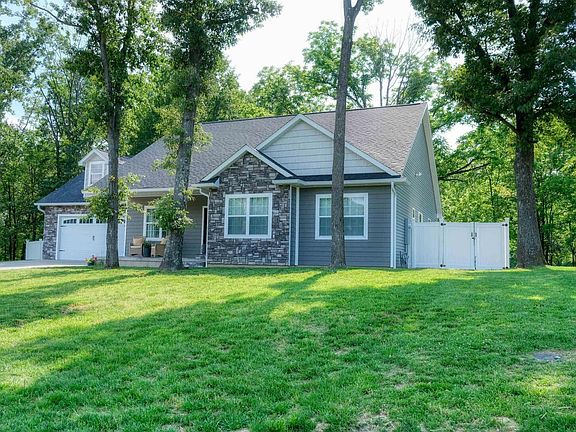 5th image of 317 McVicker Dr