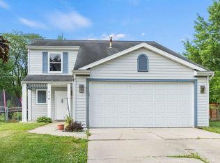 518 Larch Ln, Fort Wayne, IN