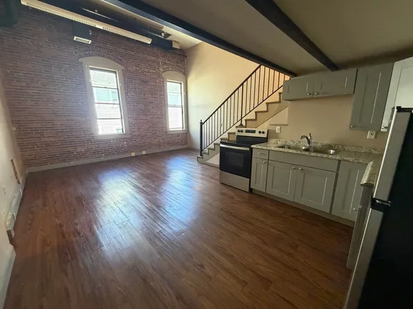 97 High Street, 97 High St #205, Somersworth, NH 03878