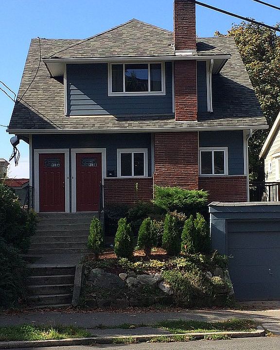 1st image of 913 Belmont Ave E