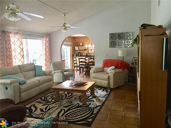 3rd image of 9310 NW 40th Ct