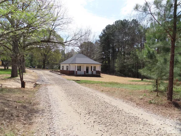 3095 Hillcrest Rd, York, SC 29745
