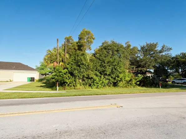 2298 SW SAVONA Boulevard, Port St Lucie, FL 34953